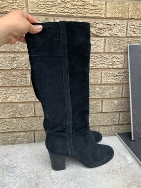 Tesori Black Suede Knee High Block Heel Boots Size 8